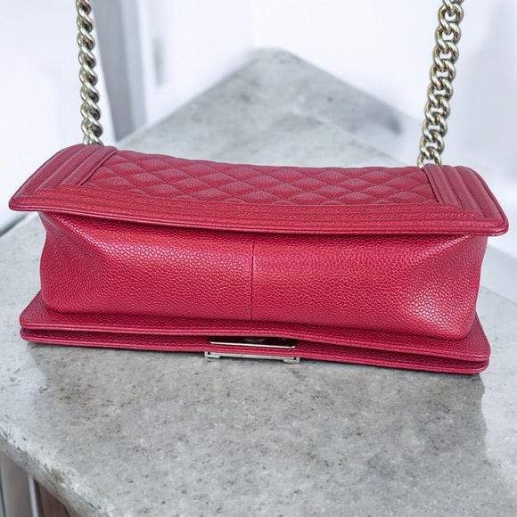 CHANEL 2019’ Caviar Red/Silver Quilted Le Boy Bag - Picture 8 of 16